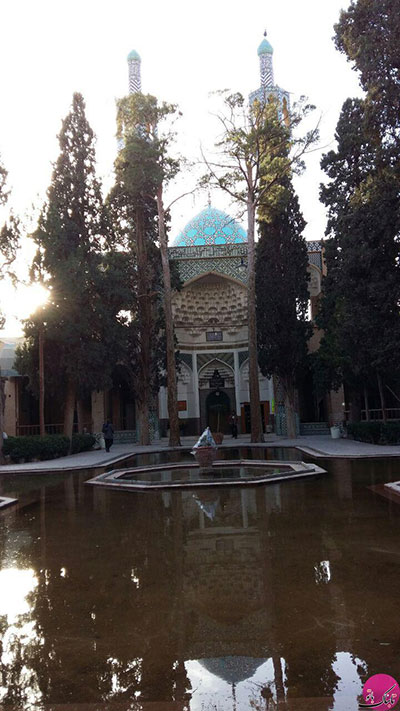 آرامگاه و جاذبه ای در ایران که باید از نزدیک دید! آرامگاه و جاذبه ای در ایران که باید از نزدیک دید!