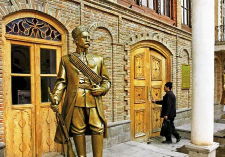 خانه ای با قدمت مشروطیت در ایران,خانه مشروطه