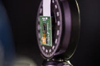 thinest phone camera lens ever (1)