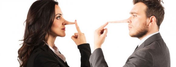 آیا مجازیم در رابطه عاشقانه دروغ بگوییم؟